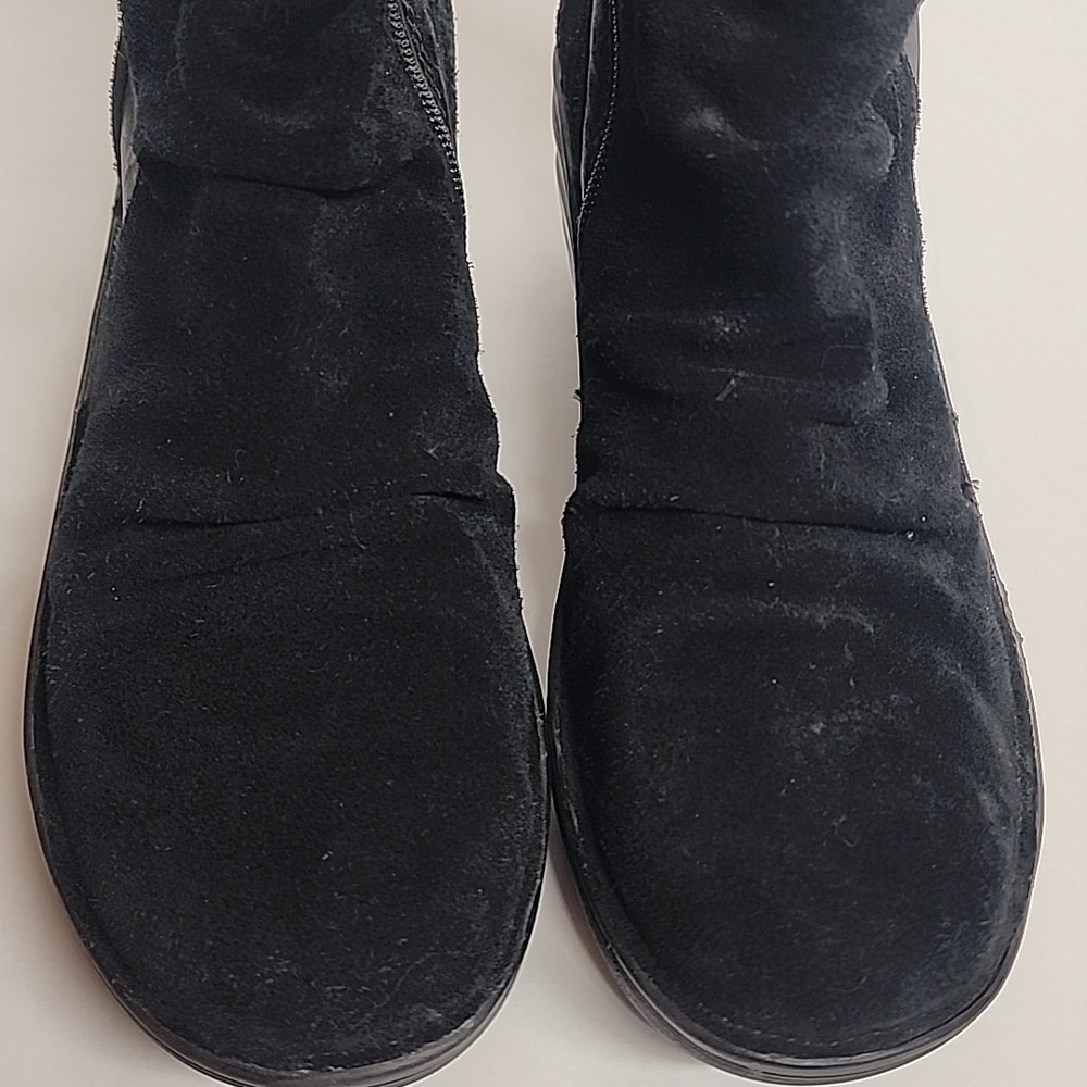Bionica Black Suede Leather Wedge Slip Resistant Boots Size 9.5 Goth Minimalist - Picture 3 of 12